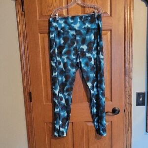 Stylish Blue Patterned Leggings